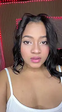 Snapshot of Saraa_M chatting on 1, 7, 2026 Saraa M online show from 1, 7, 2026