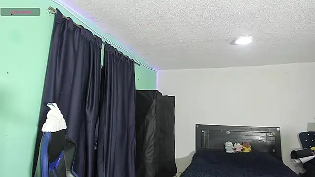 TYLERhHOT2005 online show from 28, 3, 2026