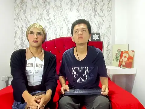 Alejandra and James  online show from 11, 4, 2026