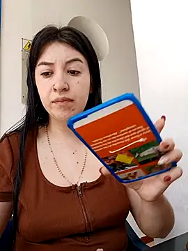 AvaVictori online show from 6, 5, 2026