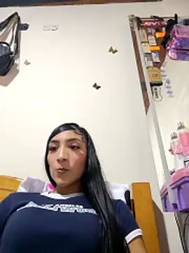 yvonne 1998 online show from 30, 3, 2026