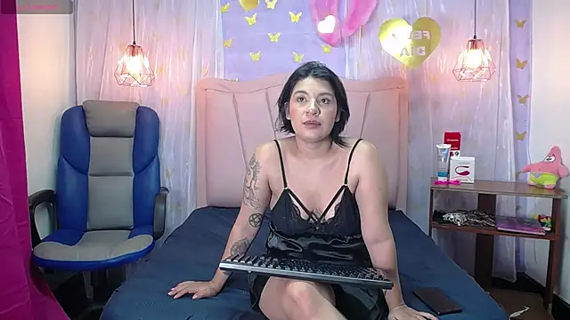 Charlotte2cute online show from 25, 3, 2026