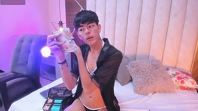 CAROLYNFOSTER online show from 28, 3, 2026