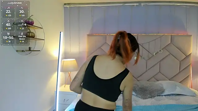 Emma Monnet online show from 1, 7, 2026