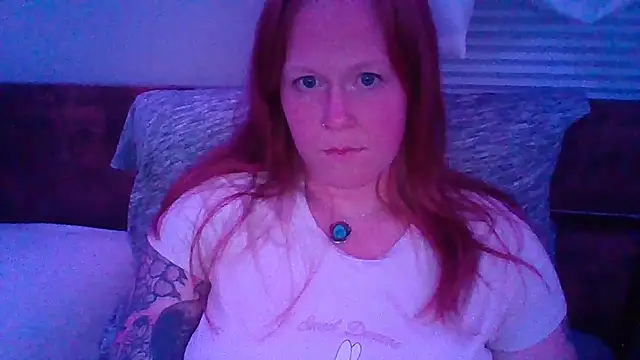 RedVelvetVixen online show from 14, 4, 2026