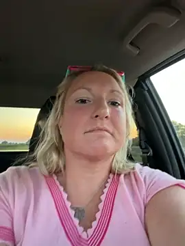 Snapshot of sweetkacibaby chatting on 8, 7, 2026 sweetkacibaby online show from 8, 7, 2026