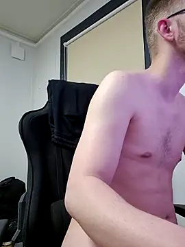 Snapshot of Aceyguy chatting on 9, 4, 2026 Aceyguy online show from 9, 4, 2026