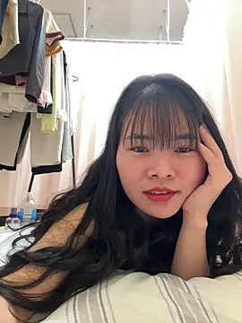 Naked-xx online show from 24, 5, 2026