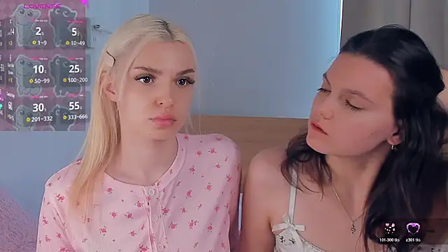 JuliannPaysour online show from 14, 4, 2026