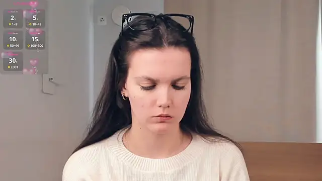JuliannPaysour online show from 31, 3, 2026