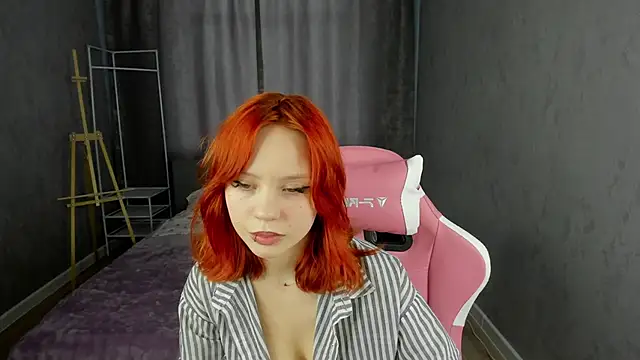 Loly Cuttie online show from 10, 4, 2026