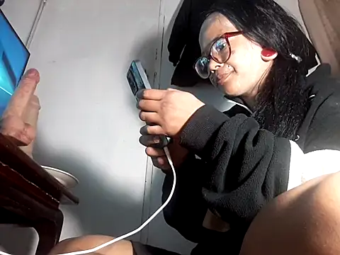 xblackstarX1 online show from 8, 5, 2026