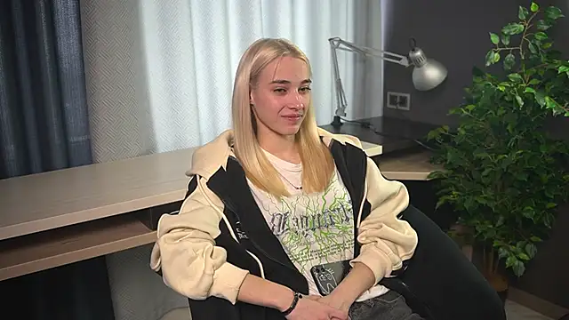 CandiRosato online show from 28, 3, 2026