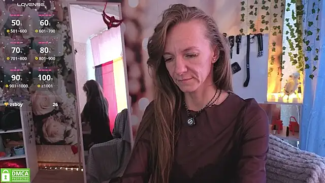jesica mooonn online show from 14, 6, 2026