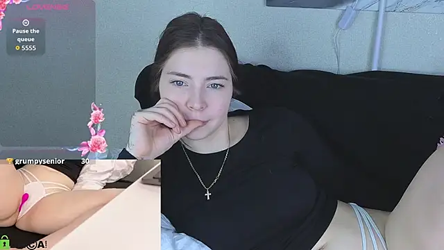 honey cherrry online show from 28, 4, 2026