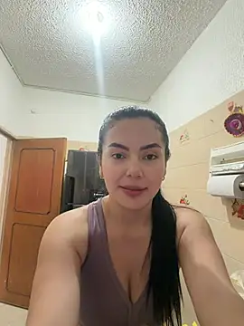 Snapshot of Cami_olarte chatting on 12, 7, 2026 Cami olarte online show from 12, 7, 2026