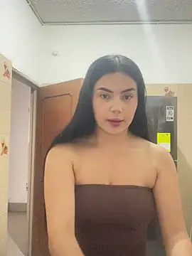 Snapshot of Cami_olarte chatting on 25, 6, 2026 Cami olarte online show from 25, 6, 2026