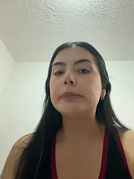 Snapshot of Cami_olarte chatting on 13, 7, 2026 Cami olarte online show from 13, 7, 2026