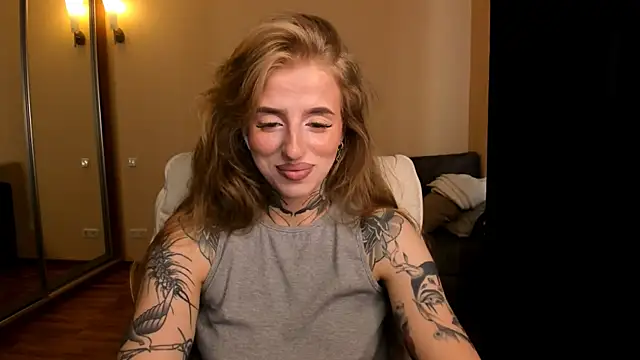 Snapshot of harley_kimm chatting on 16, 7, 2026 harley kimm online show from 16, 7, 2026
