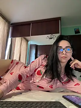 TheaMerve online show from 22, 4, 2026