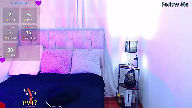 CharlottLee online show from 22, 5, 2026