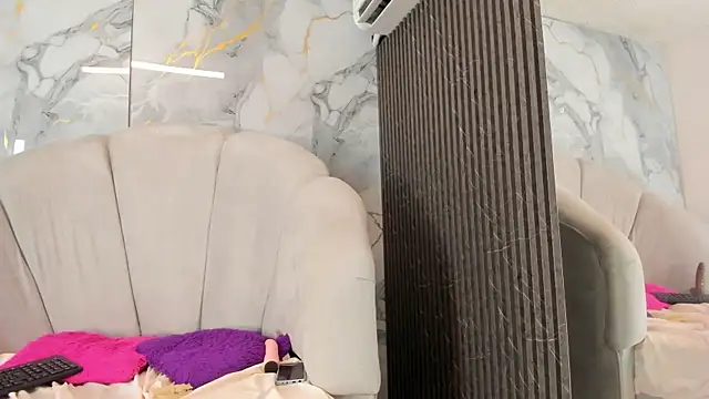 dulcemia25 online show from 11, 4, 2026