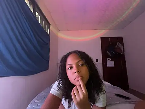 Snapshot of hottDiana chatting on 15, 5, 2026 hottDiana online show from 15, 5, 2026