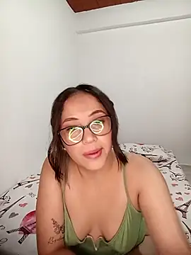 Snapshot of DayanRise chatting on 7, 4, 2026 DayanRise online show from 7, 4, 2026