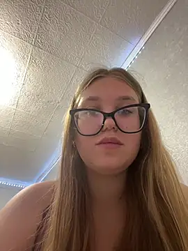 MissAuroraX online show from 26, 5, 2026