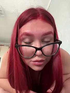 MissAuroraX online show from 4, 6, 2026