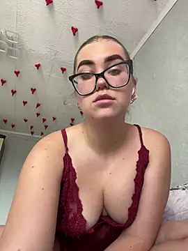 MissAuroraX online show from 25, 5, 2026