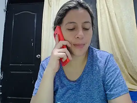 Snapshot of allison_maxtattoo_ chatting on 15, 4, 2026 allison maxtattoo online show from 15, 4, 2026