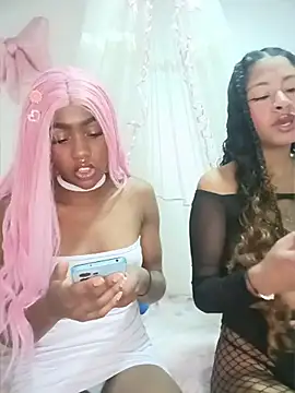 BelleKaty  online show from 11, 4, 2026