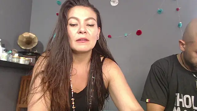 Snapshot of _bonnie_and_clyde chatting on 27, 5, 2026 bonnie and clyde online show from 27, 5, 2026