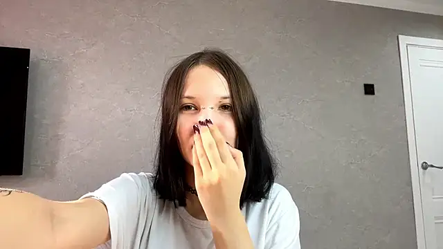 AmeliaMiotii online show from 4, 4, 2026