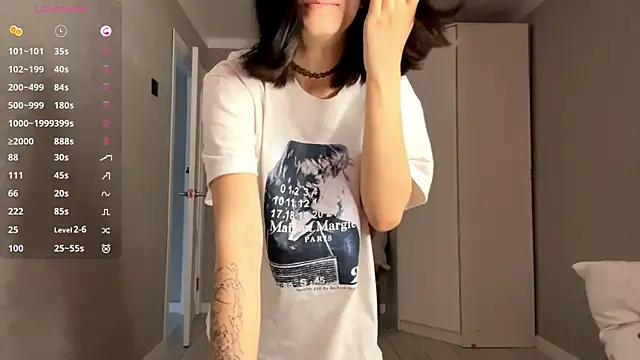 AmeliaMiotii online show from 12, 4, 2026