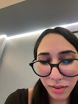 juliacosta online show from 7, 4, 2026