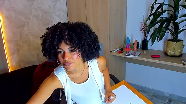 baddie delaylaa online show from 23, 4, 2026