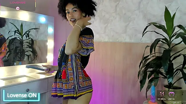 baddie delaylaa online show from 2, 4, 2026