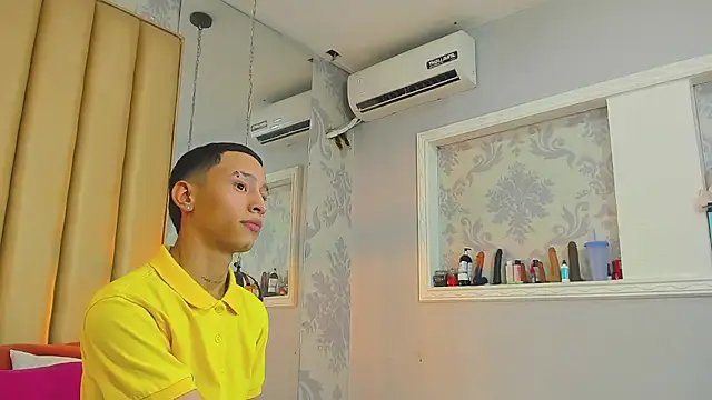 Snapshot of MaicolSmiith_ chatting on 27, 3, 2026 MaicolSmiith online show from 27, 3, 2026