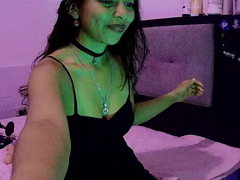 Snapshot of CamilaPerez2001 chatting on 28, 3, 2026 CamilaPerez2001 online show from 28, 3, 2026