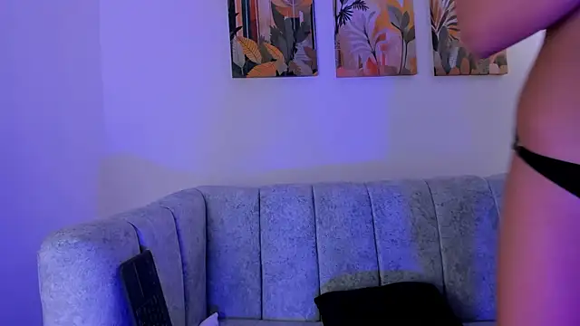 Velvet Noir  online show from 22, 4, 2026
