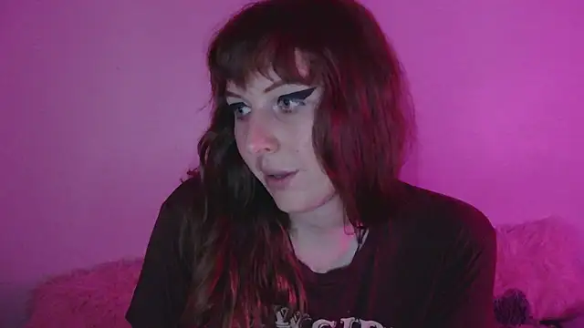 April  kittyy online show from 18, 5, 2026
