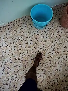 junedkhan99 online show from 10, 4, 2026