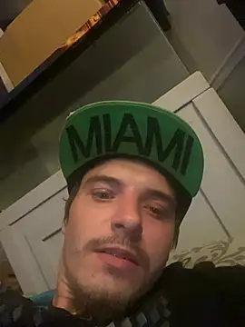 Blueeyedhunter online show from 27, 3, 2026