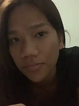 Snapshot of iloveyou_divine22 chatting on 18, 5, 2026 iloveyou divine22 online show from 18, 5, 2026