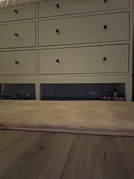 HongKong Lana online show from 10, 4, 2026