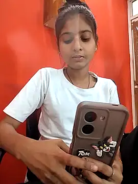 Snapshot of TANU01990 chatting on 11, 4, 2026 TANU01990 online show from 11, 4, 2026