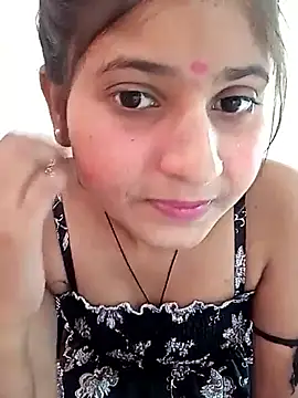 Snapshot of TANU01990 chatting on 9, 4, 2026 TANU01990 online show from 9, 4, 2026