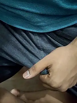 sweetcock180 online show from 13, 4, 2026